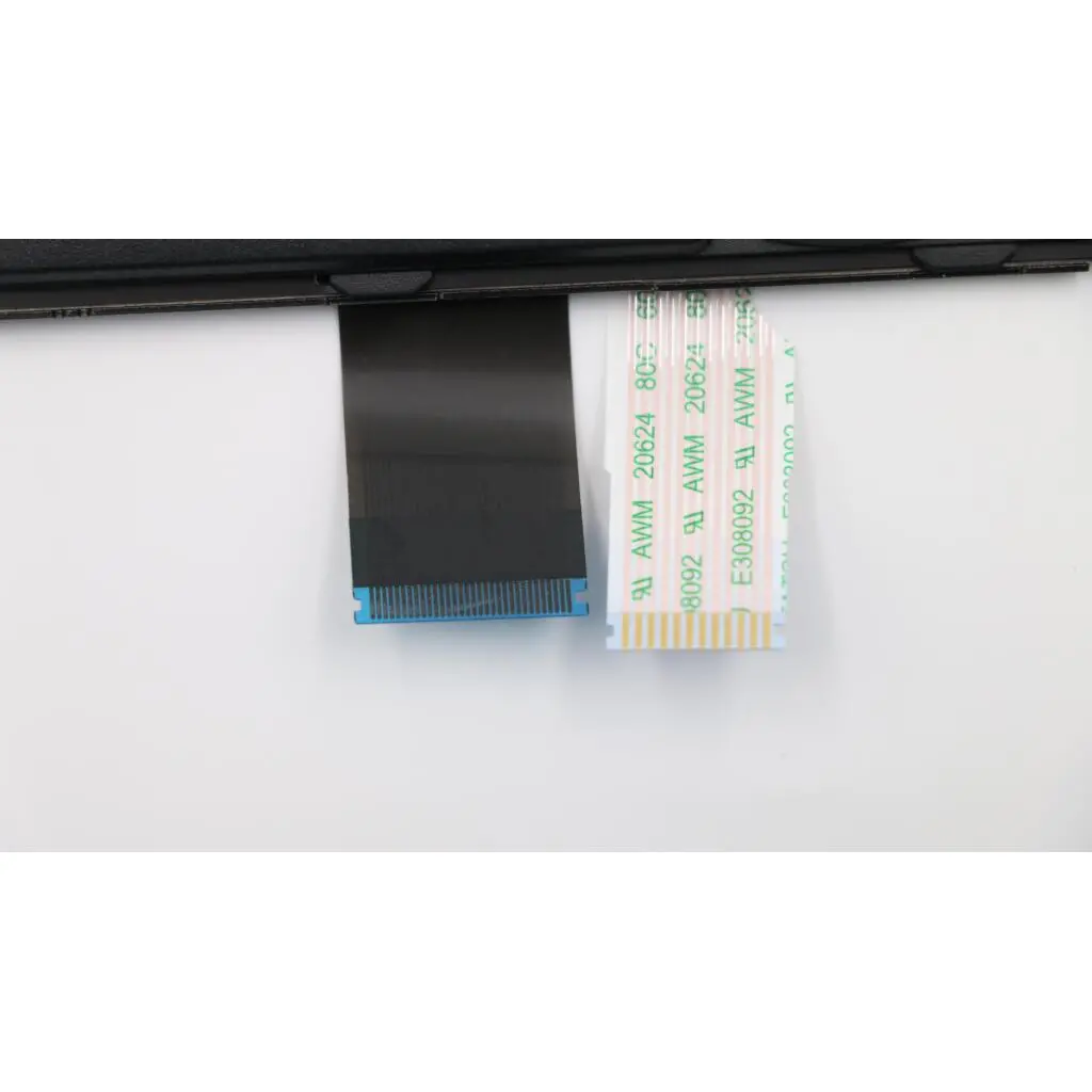 01AX657 - Image 4