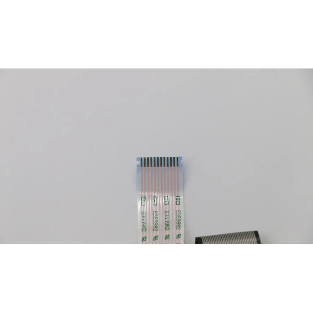 01AX621 - Image 4