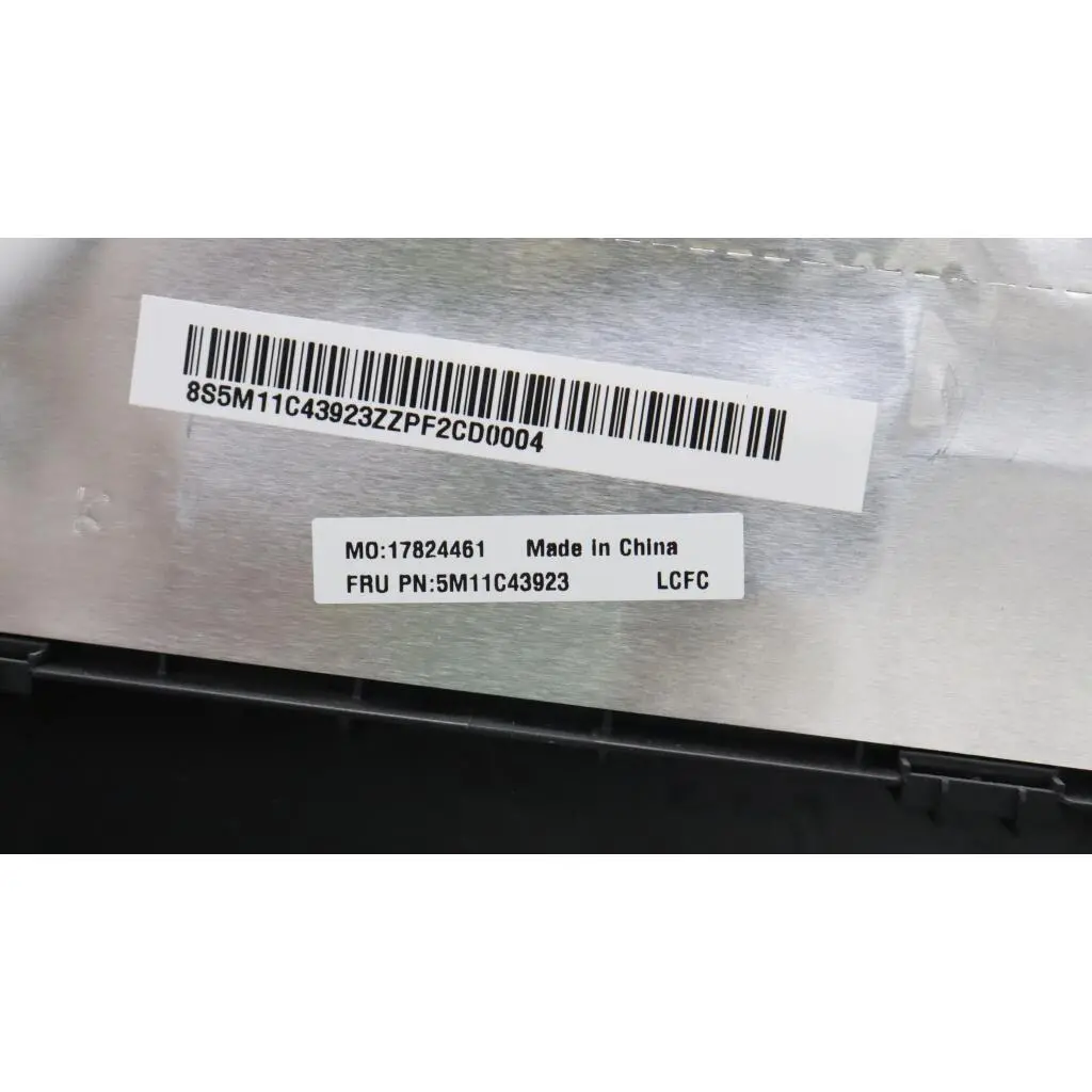 5M11C43923 - Image 4