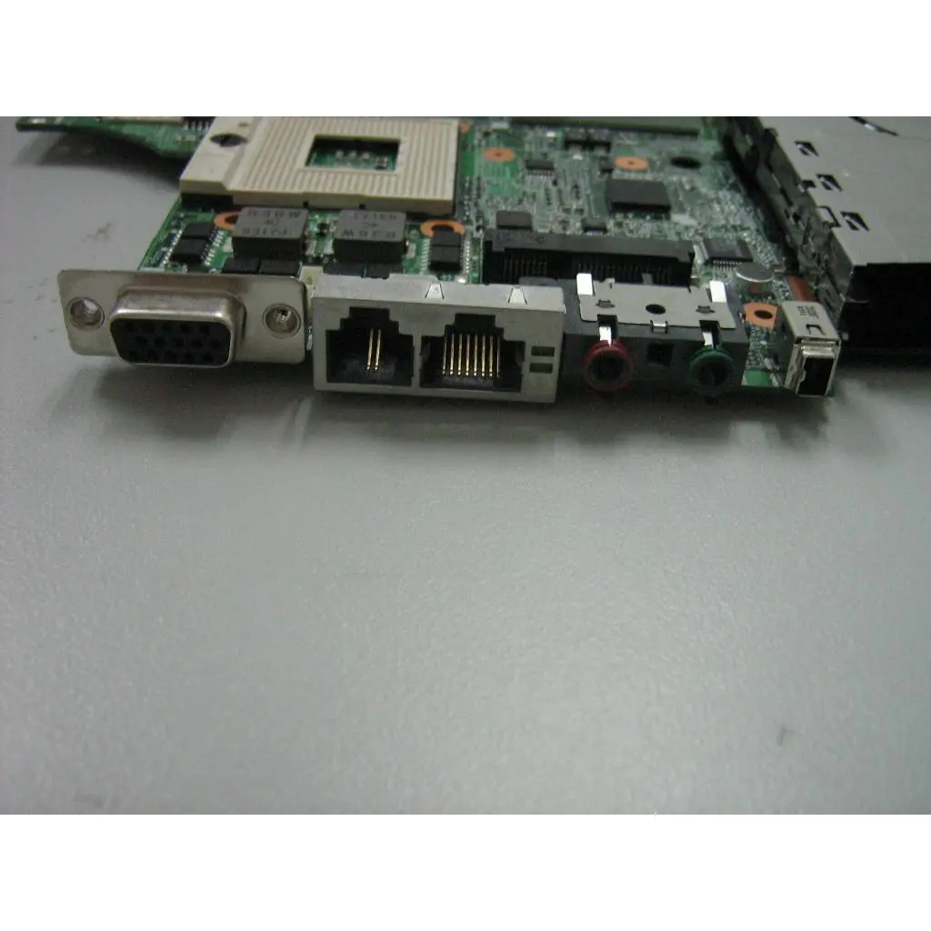 44C3840 - Image 5