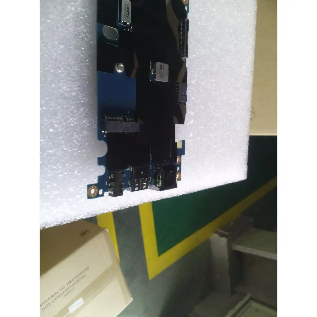 00HT869 - Image 8