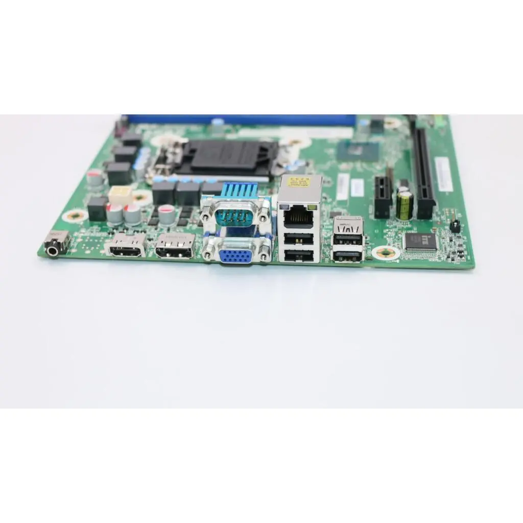01LM560 - Image 8