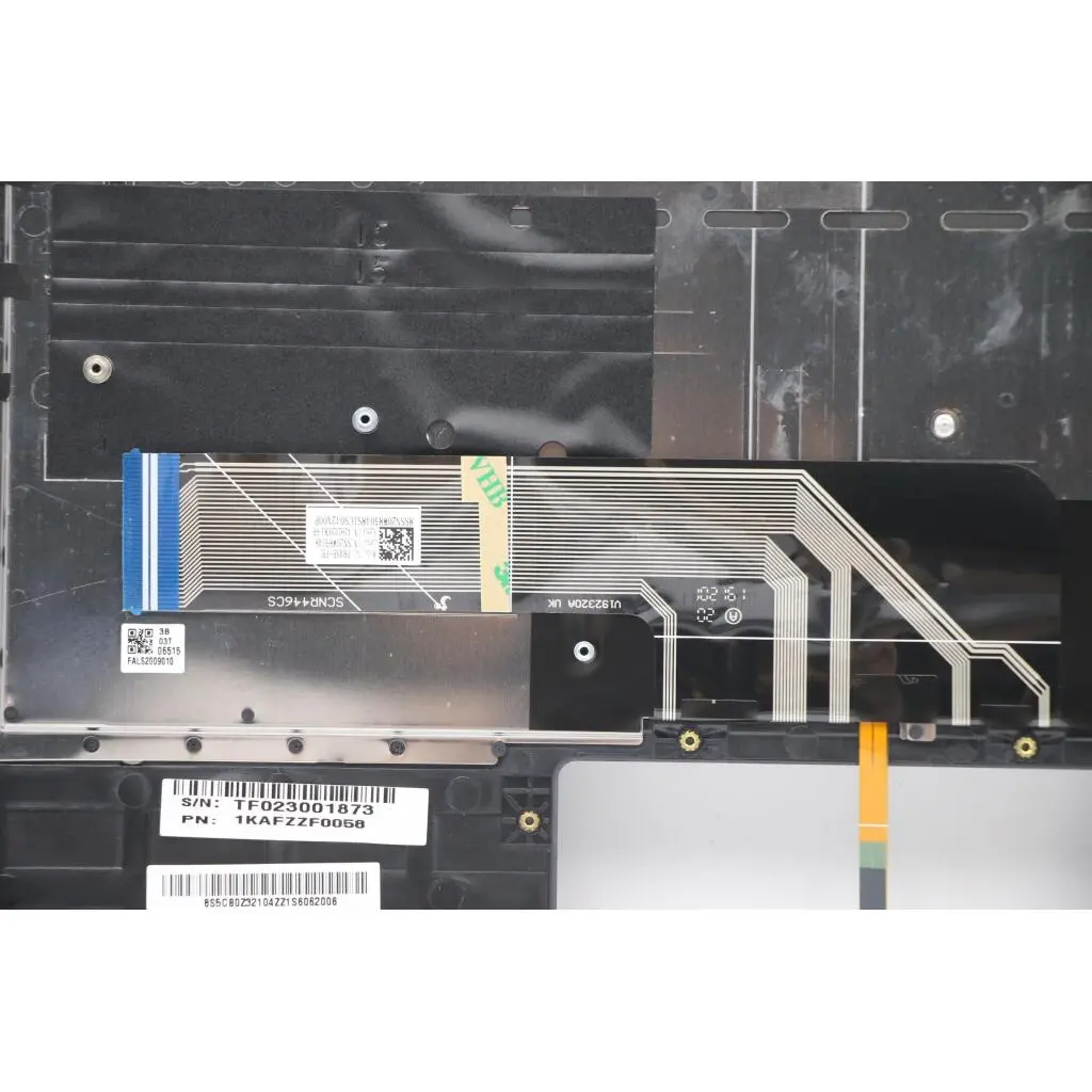 5CB0Z32104 - Image 4