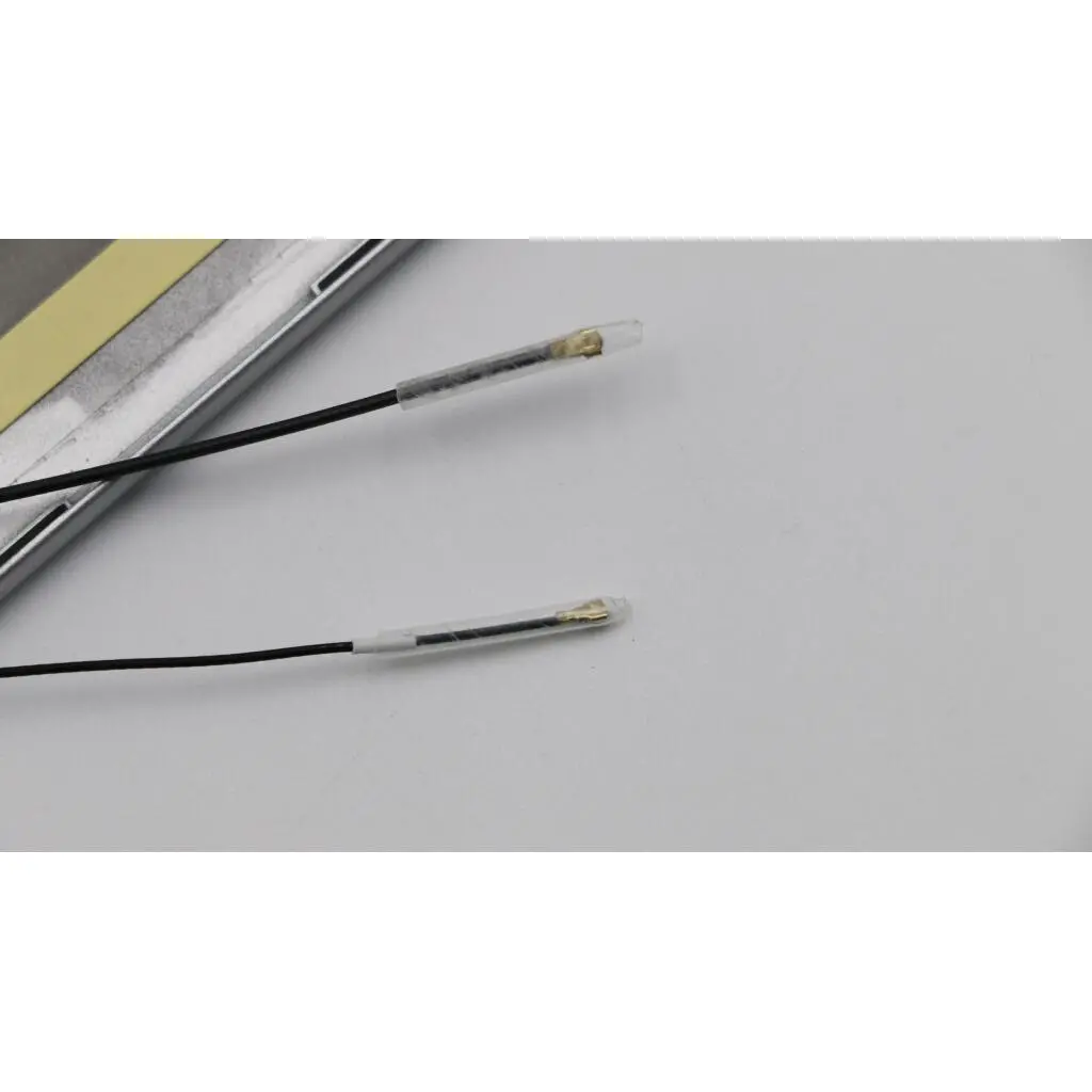 COVER LCD_Cover W 80SW Silver W/Camera - Image 4