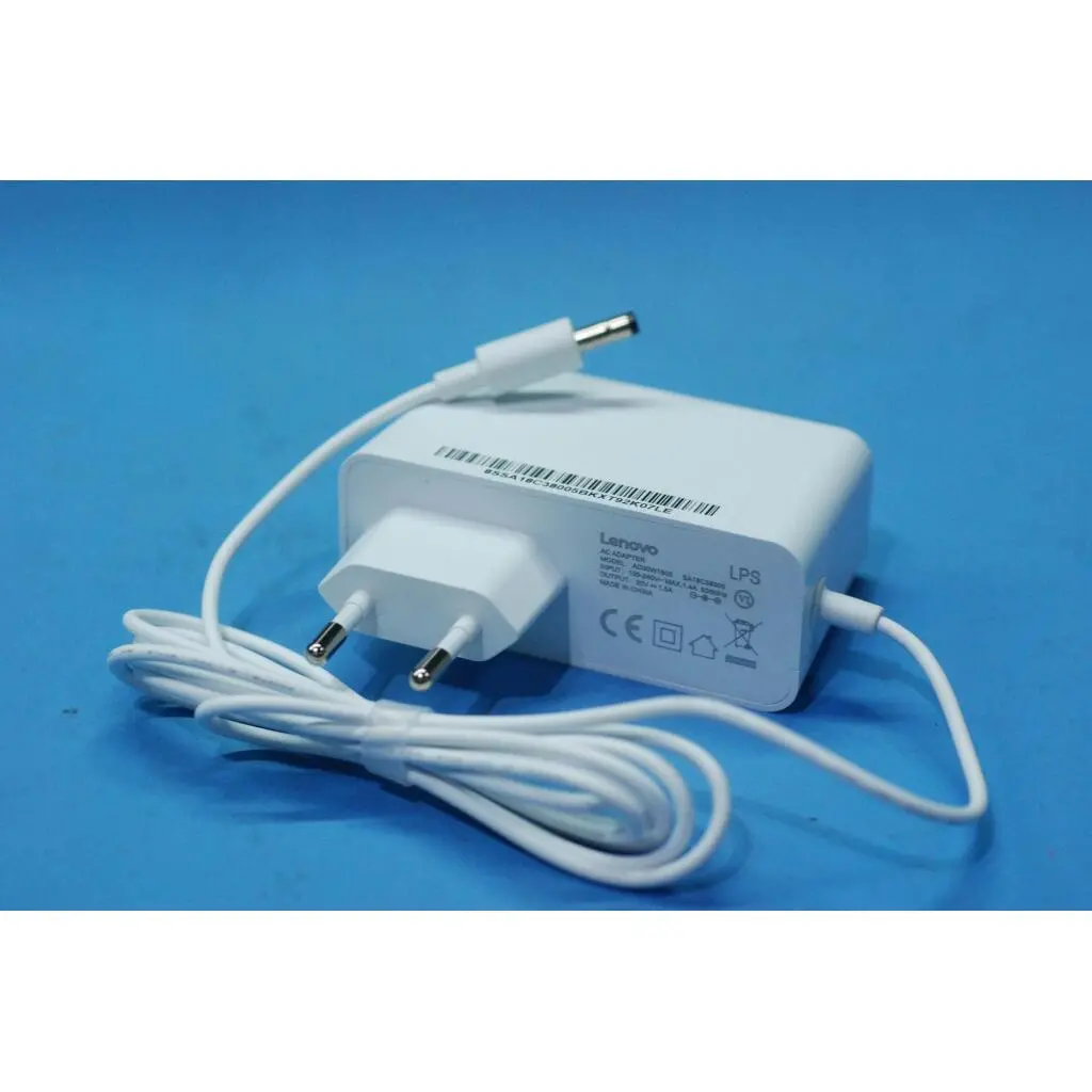 SA18C38005 - Image 3