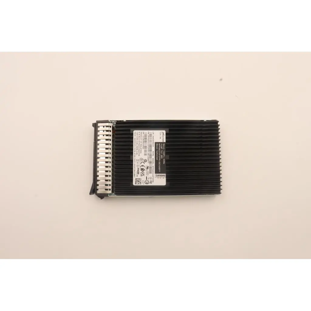 ThinkSystem 2.5" U.3 7450 PRO 15.36TB Read Intensive NVMe PCIe 4.0 x4 HS SSD SED - Image 8