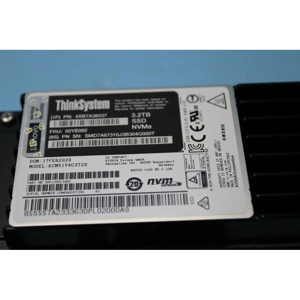 ThinkSystem HHHL Kioxia CM5-V 3.2TB Mainstream NVMe PCIe3.0 x4 Flash Adapter - Image 4