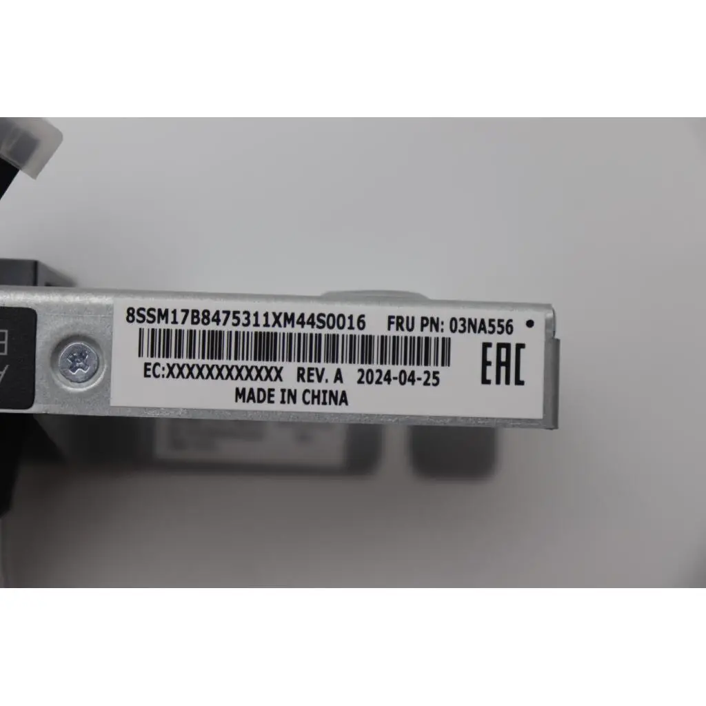 03NA556 - Image 2