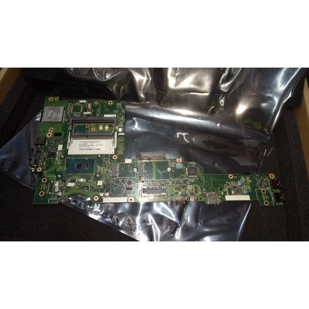 00UR713 - Image 3